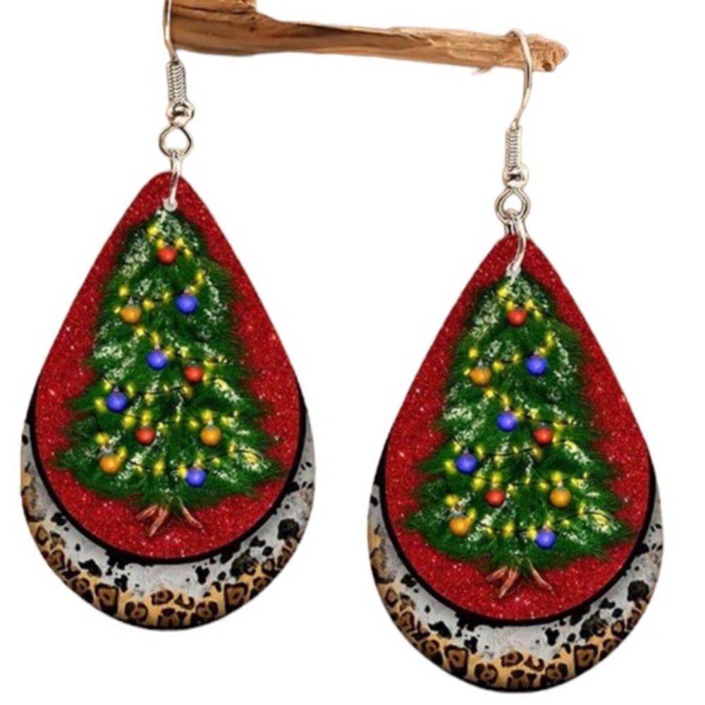 NWT Holiday Christmas Tree Glamorous Red Black Green Yelliw & White Drop Earring